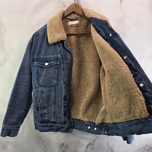 Pilcro Jacket Women XS Denim Jean Trucker Faux Fur Shearling Sherpa - Picture 9 of 11